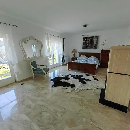 Villa Izabella Private *